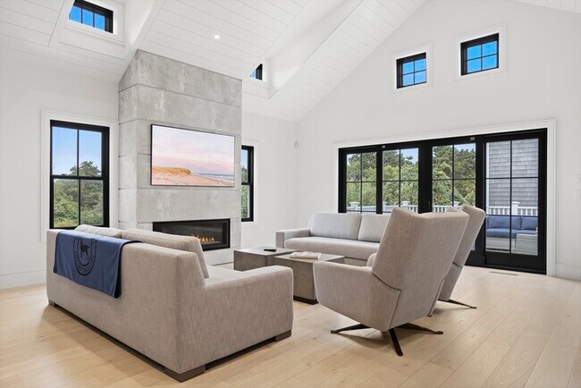 Building Photo - 3 Old Mill Ct