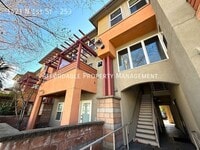 Building Photo - 1421 N First St