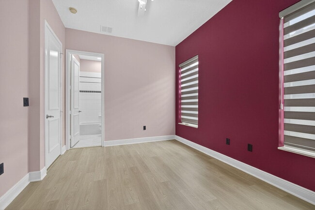 Building Photo - 2162 Stotesbury Way