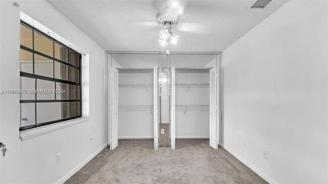 Building Photo - 1280 S Franklin Ave