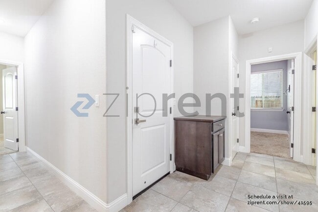 Building Photo - 4195 Aplicella Ct