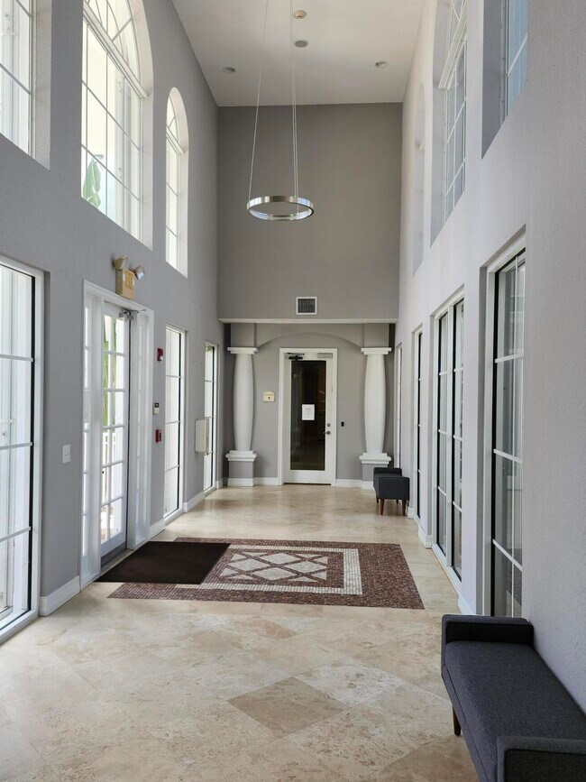 Building Photo - 11016 Legacy Dr