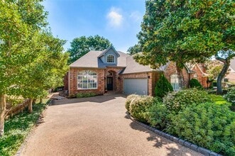 Building Photo - 7406 Southwick Dr