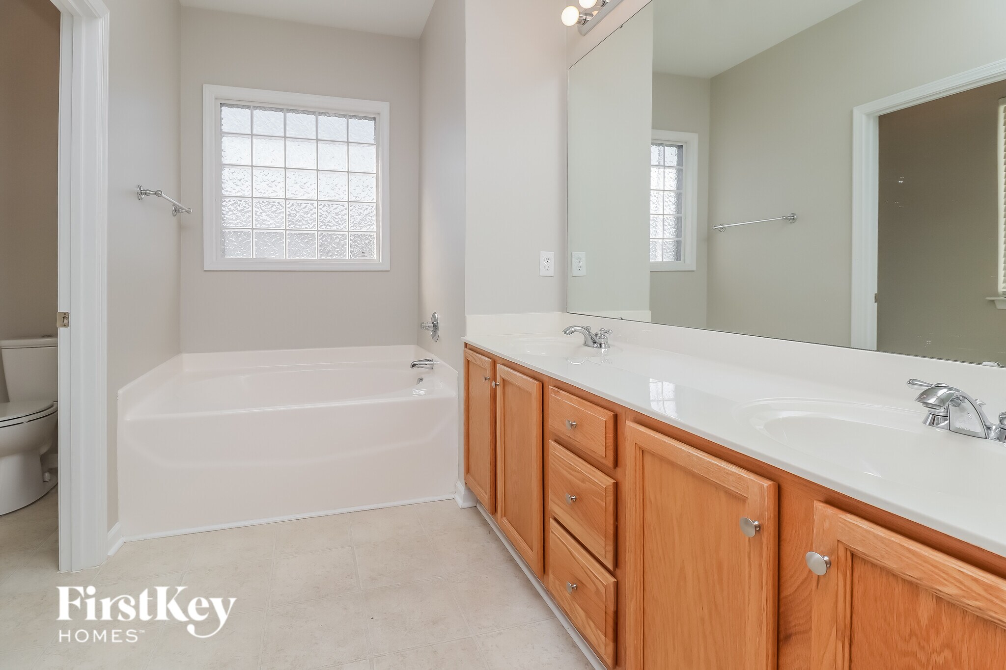 Building Photo - 13828 Connell Green Dr