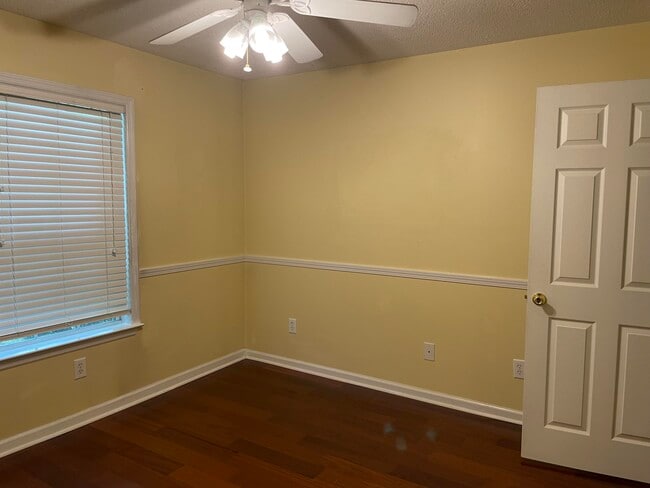 Building Photo - 1315 Triple Tree Ln SW