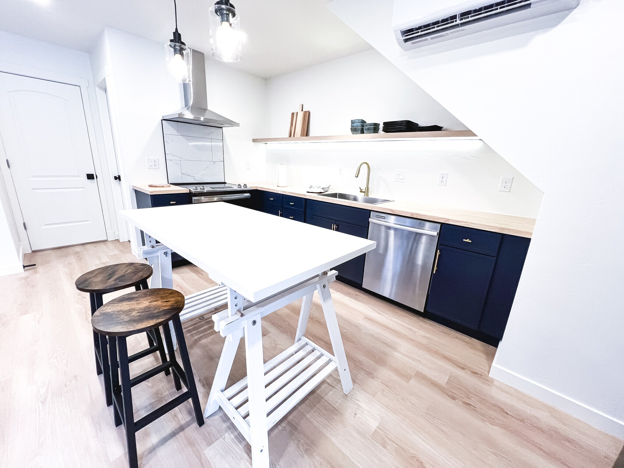 Building Photo - 2520 Jefferson Ave