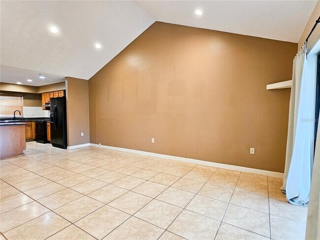 Building Photo - 259 Village View Ln
