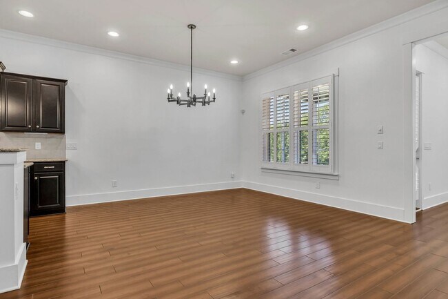 Building Photo - Beautifully maintained and move-in ready, this stunning mostly one-level all-brick home