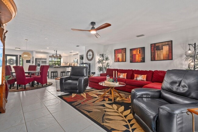 Building Photo - 2186 SE Wild Meadow Cir