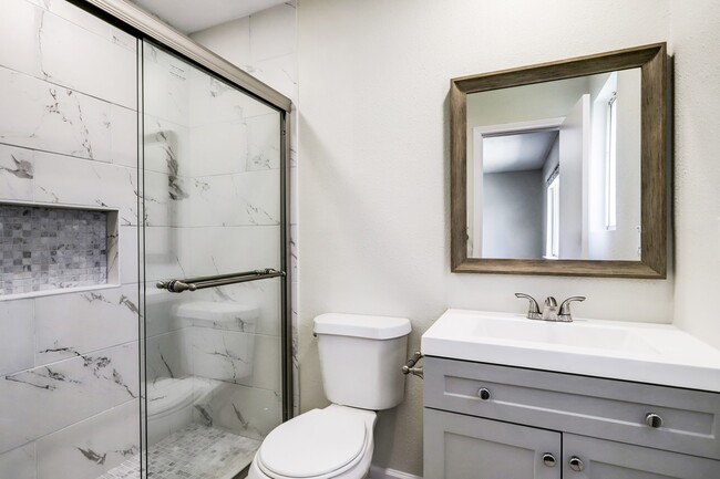 Building Photo - 6906 Soledad Dr