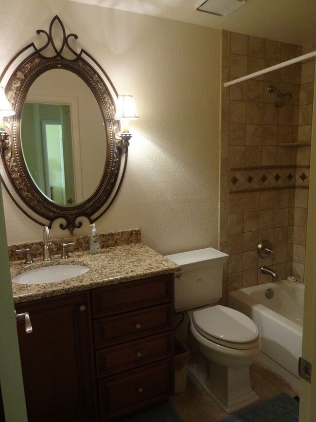 Building Photo - Two bedroom condo