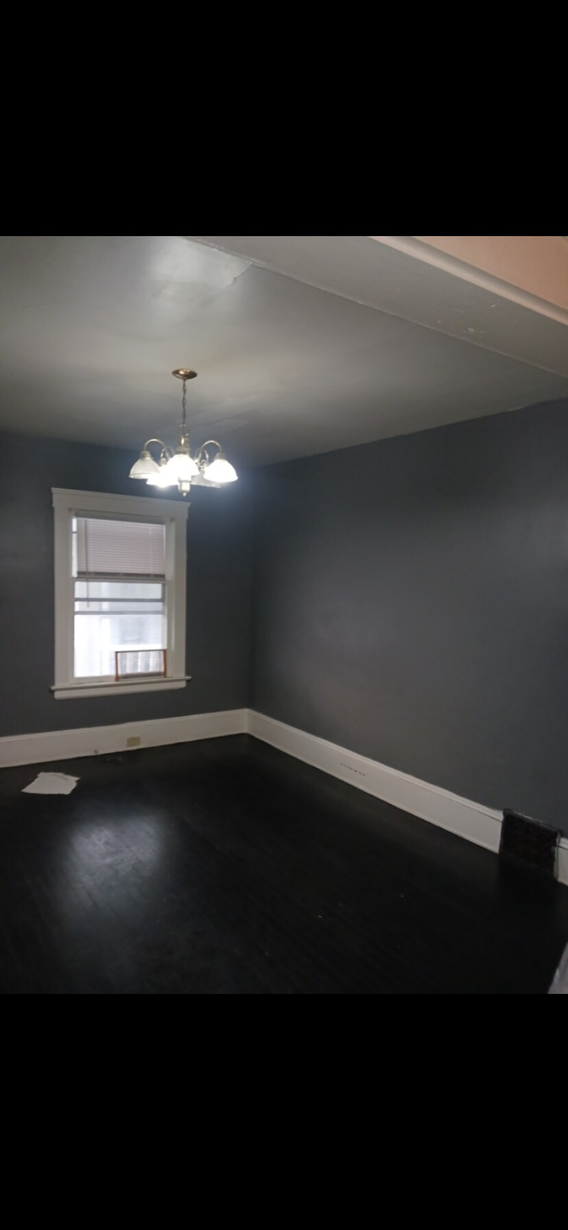 Building Photo - 2037 W 99th St