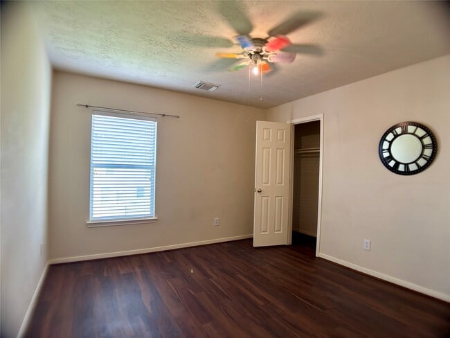 Building Photo - 25138 Bluma Ranch Dr