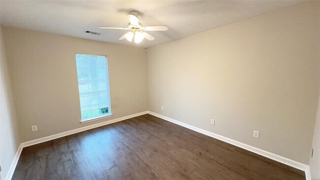 Building Photo - 5757 Sweet Meadow Dr