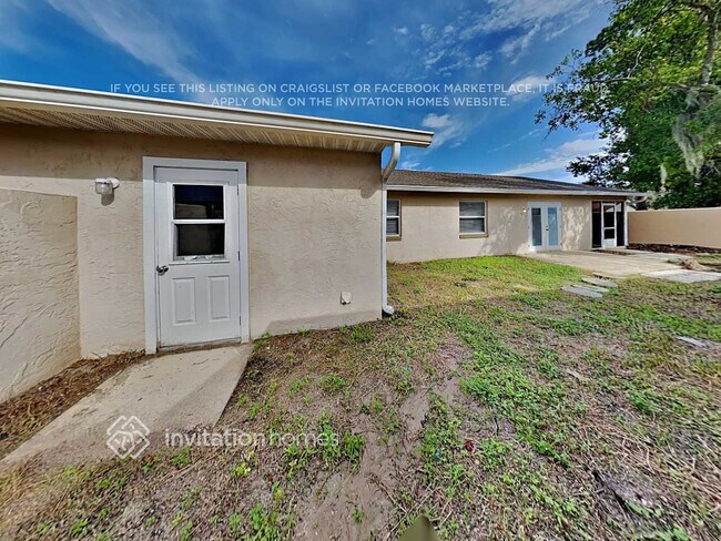 Building Photo - 820 Little Town Rd