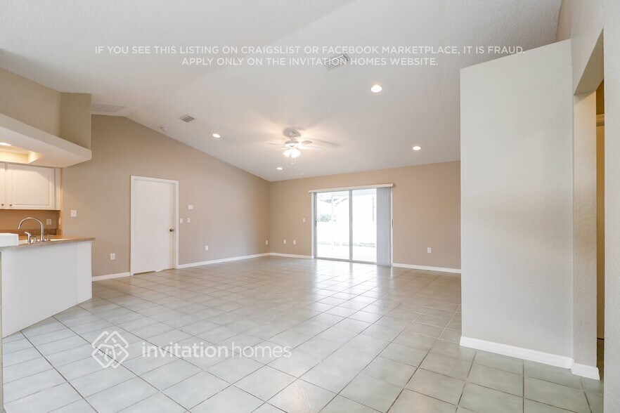 Building Photo - 7421 Ashmore Dr