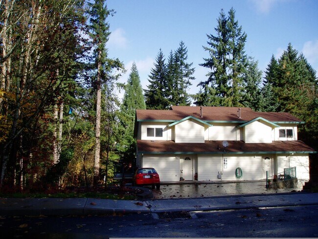 Primary Photo - 39261 Hood St