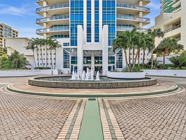 Building Photo - 3535 S Ocean Dr