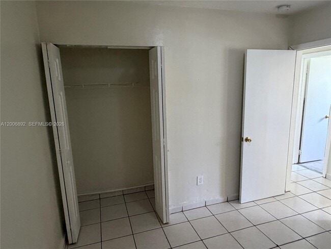 Building Photo - 10375 SW 152nd Terrace