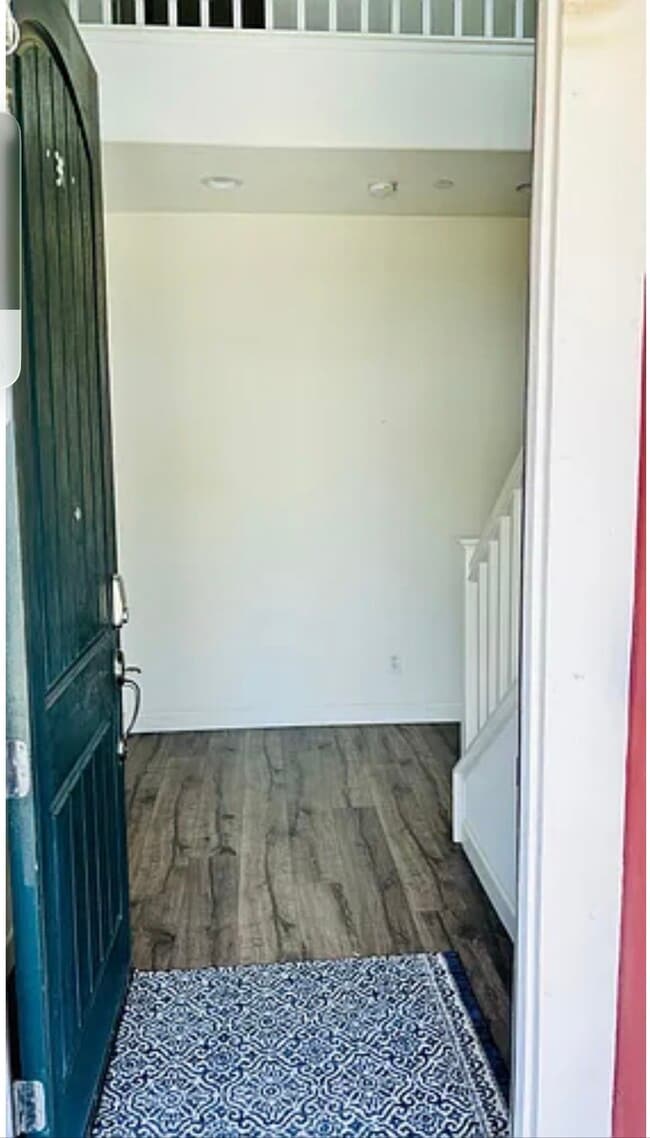 Building Photo - 232 Hayward Ln