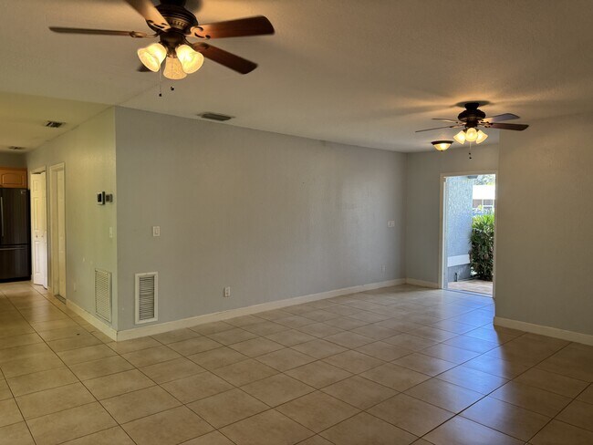 Building Photo - 319 NW Byron St