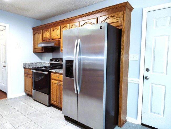 Building Photo - 1901 Timber Ln Dr