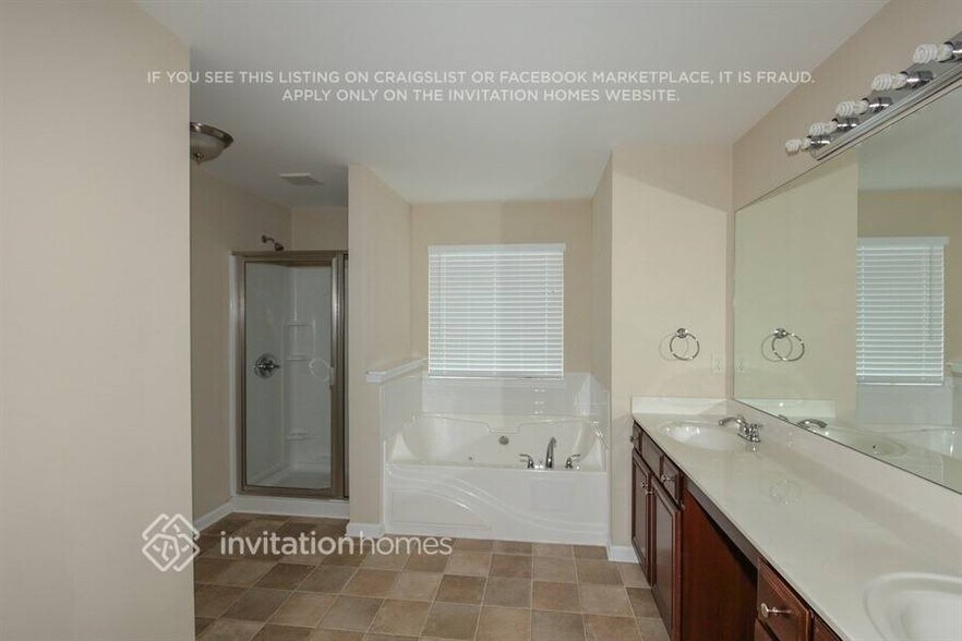 Building Photo - 1592 Ewing Farm Dr