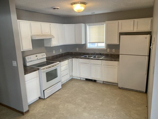 Building Photo - 2609 N Colfax Ave