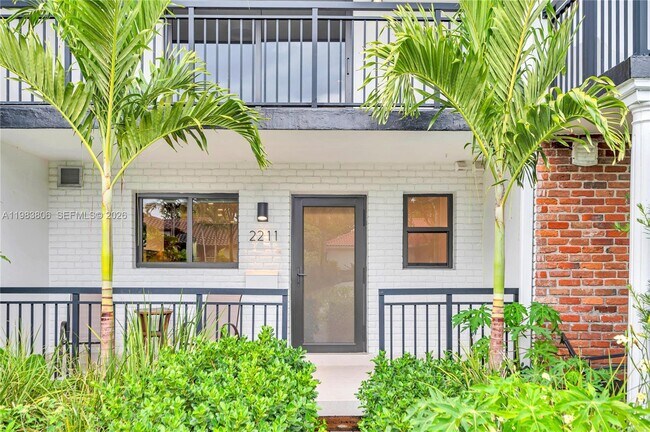 Building Photo - 2211 NE 122nd St