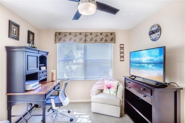 Building Photo - 821 Waterside Dr