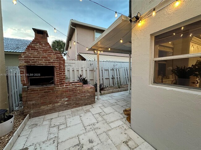 Building Photo - 5478 NW 45th Way