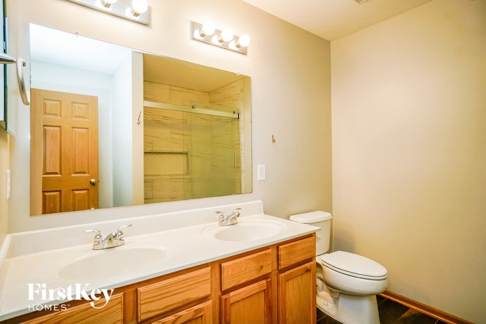 Building Photo - 57 Gold Meadow Dr