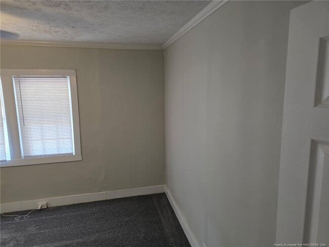 Building Photo - 2031 Womble Dr