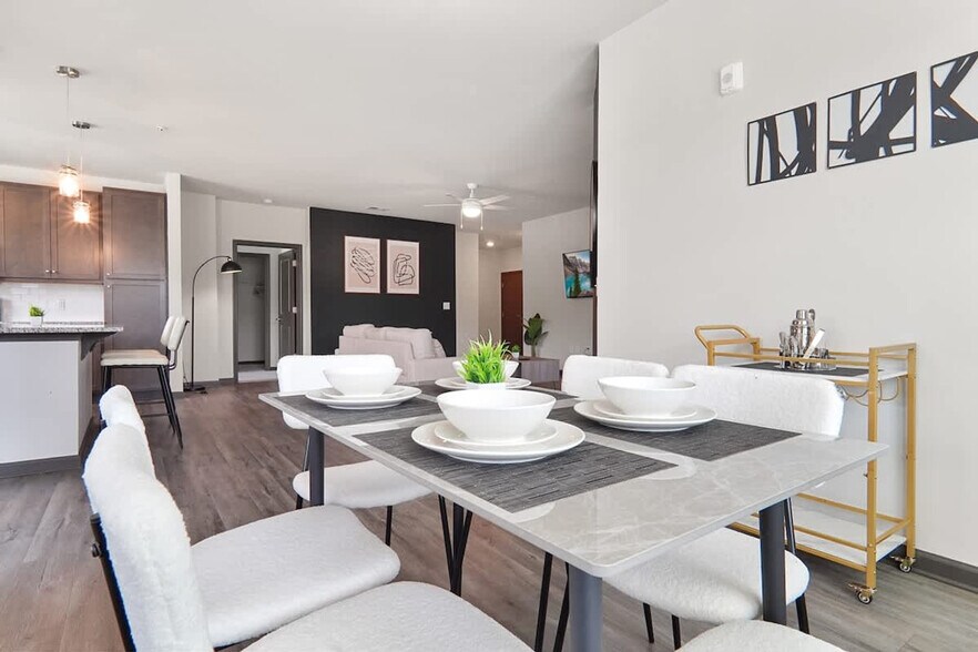 Building Photo - 1540 Dunn Rd