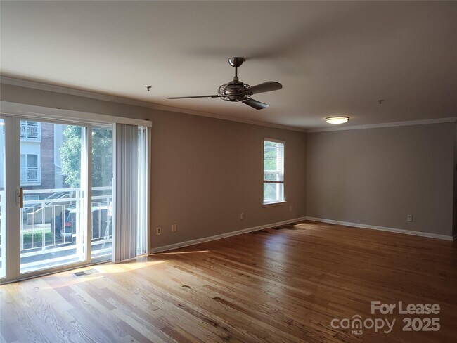 Building Photo - 552 Donatello Avenue
