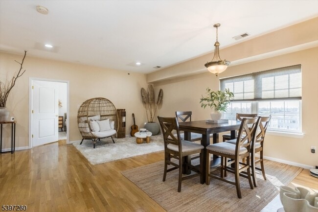 Building Photo - 349-353 S Broad St