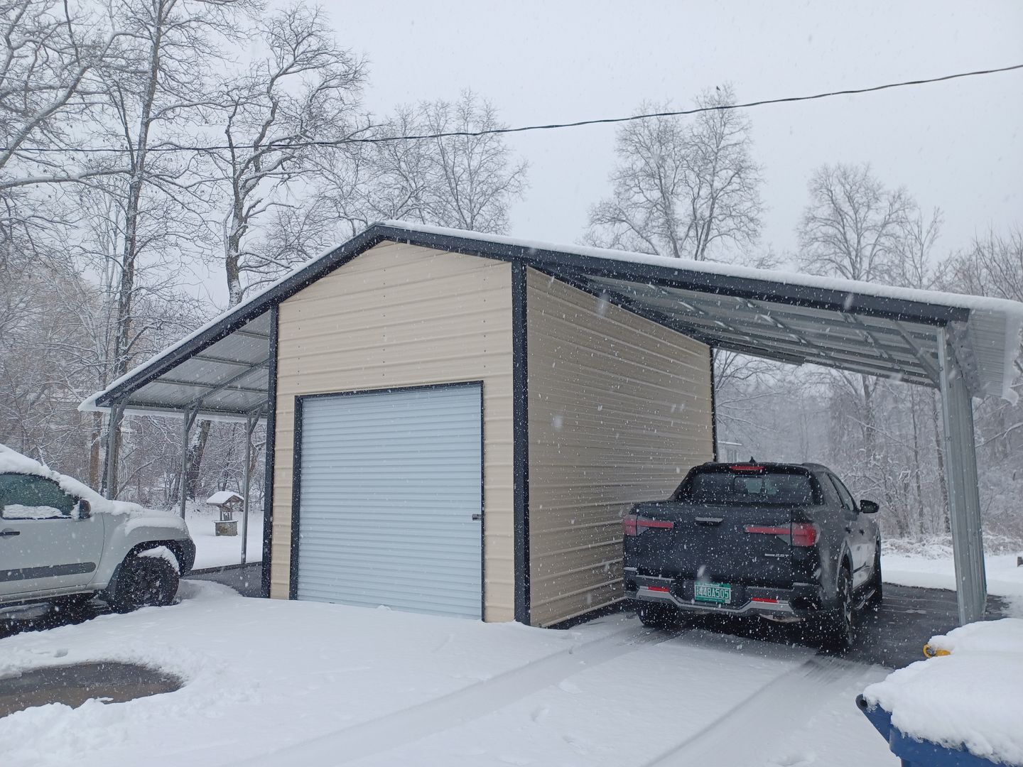 Building Photo - 82 Main St