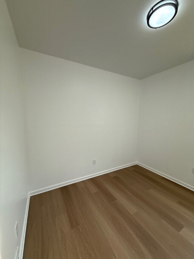 Building Photo - Fully Renovated Spacious 3BR in South Memphis – Section 8 Welcome