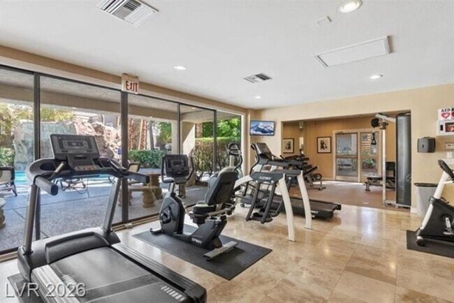 Building Photo - 5042 S Rainbow Blvd
