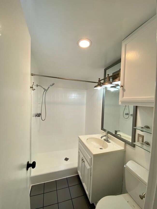 Bathroom 2 - 20 20th Ave