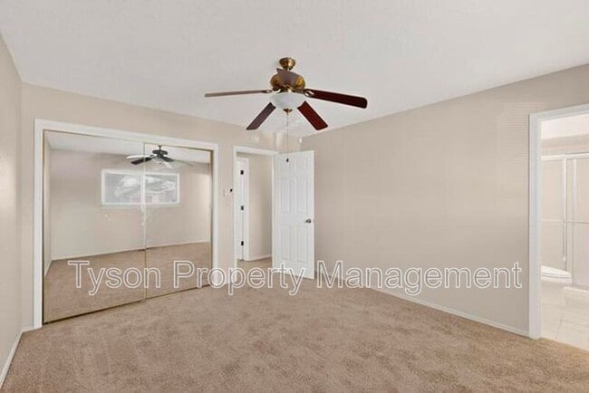 Building Photo - 12241 Woodland Ave NE