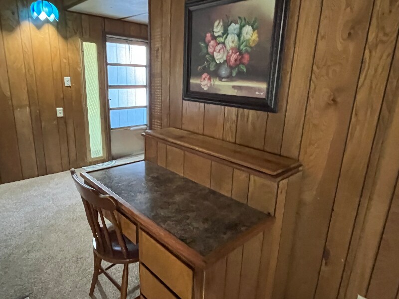 Building Photo - 914 Marsh Ave