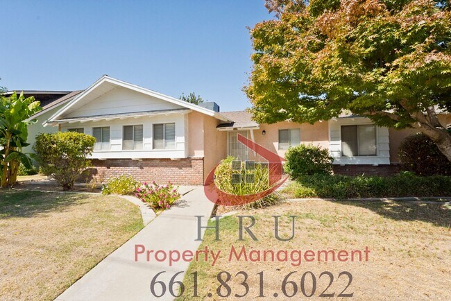 Primary Photo - SW Bakersfield 3 bed/2bath