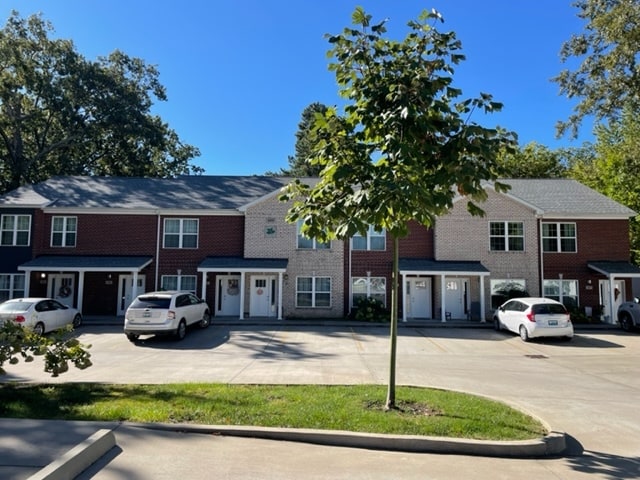 Building Photo - 1401 Poplar St