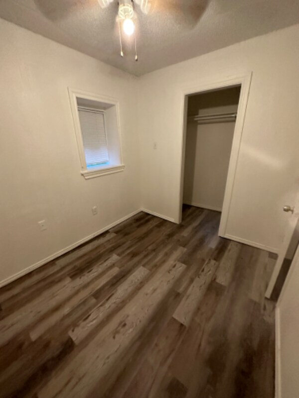 Building Photo - 1608 E Jasper St