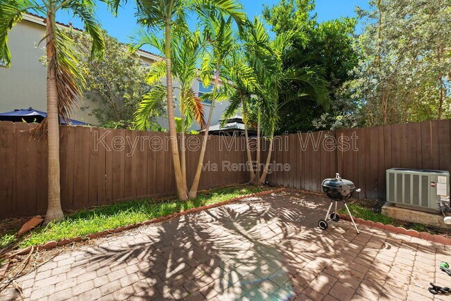 Building Photo - 22387 SW 89th Ave