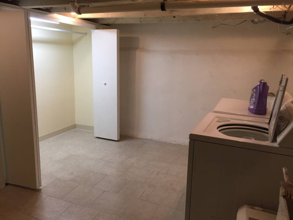 Basement, laundry, storage closet - 2516 Webster St