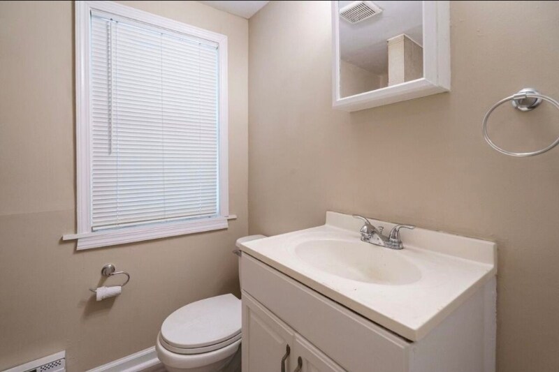 Building Photo - 1407 Manteo St