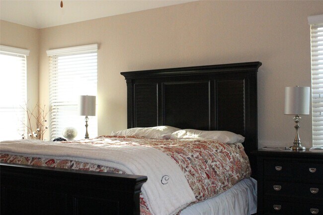 Building Photo - 3731 Alexander Arbor Dr