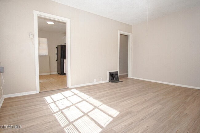 Building Photo - 1309 Chadbourne St